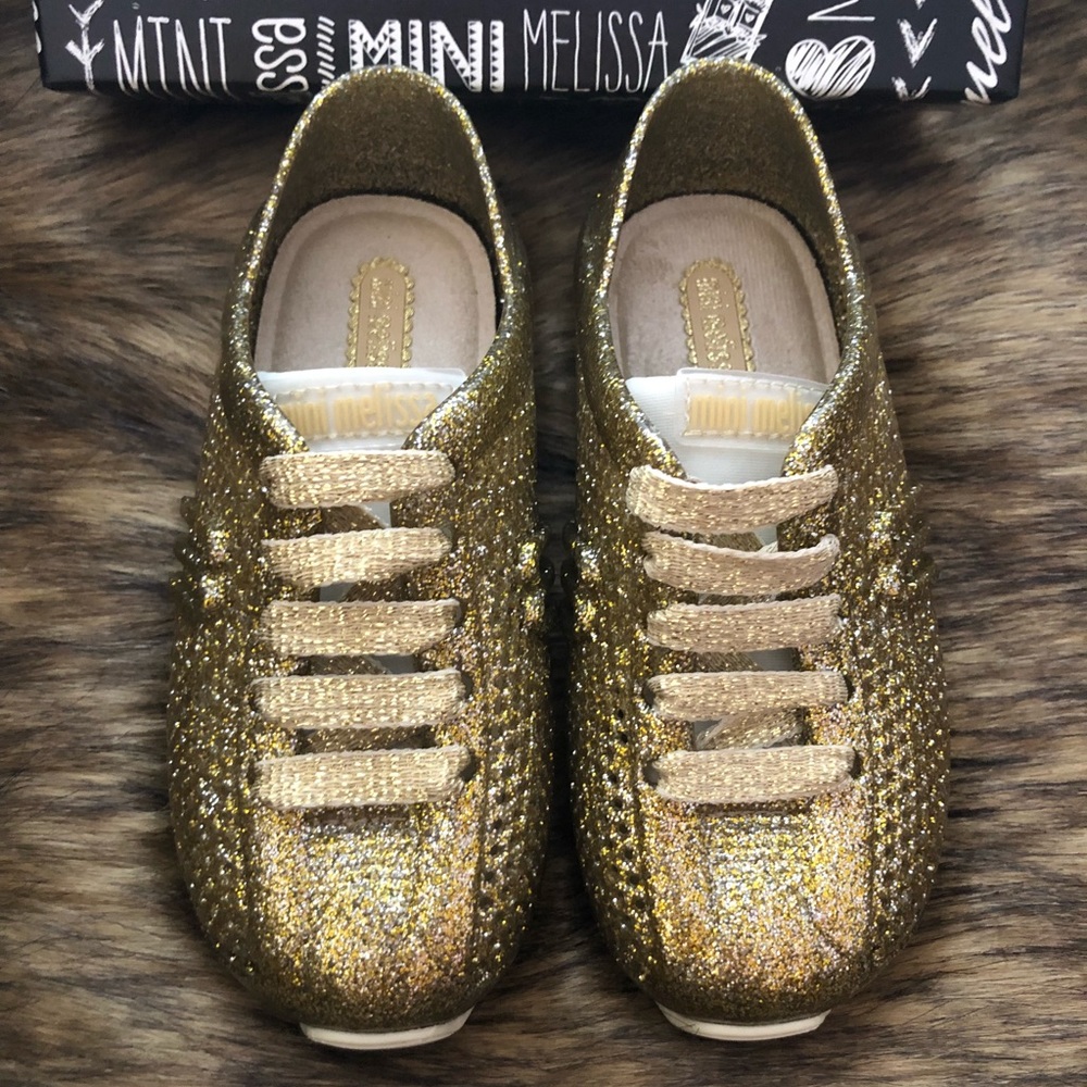 BRAND NEW MINI MELISSA SNEAKERS 9